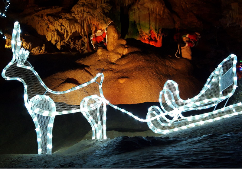 La Magie des Lumières de Noël – Grotte de Trabuc